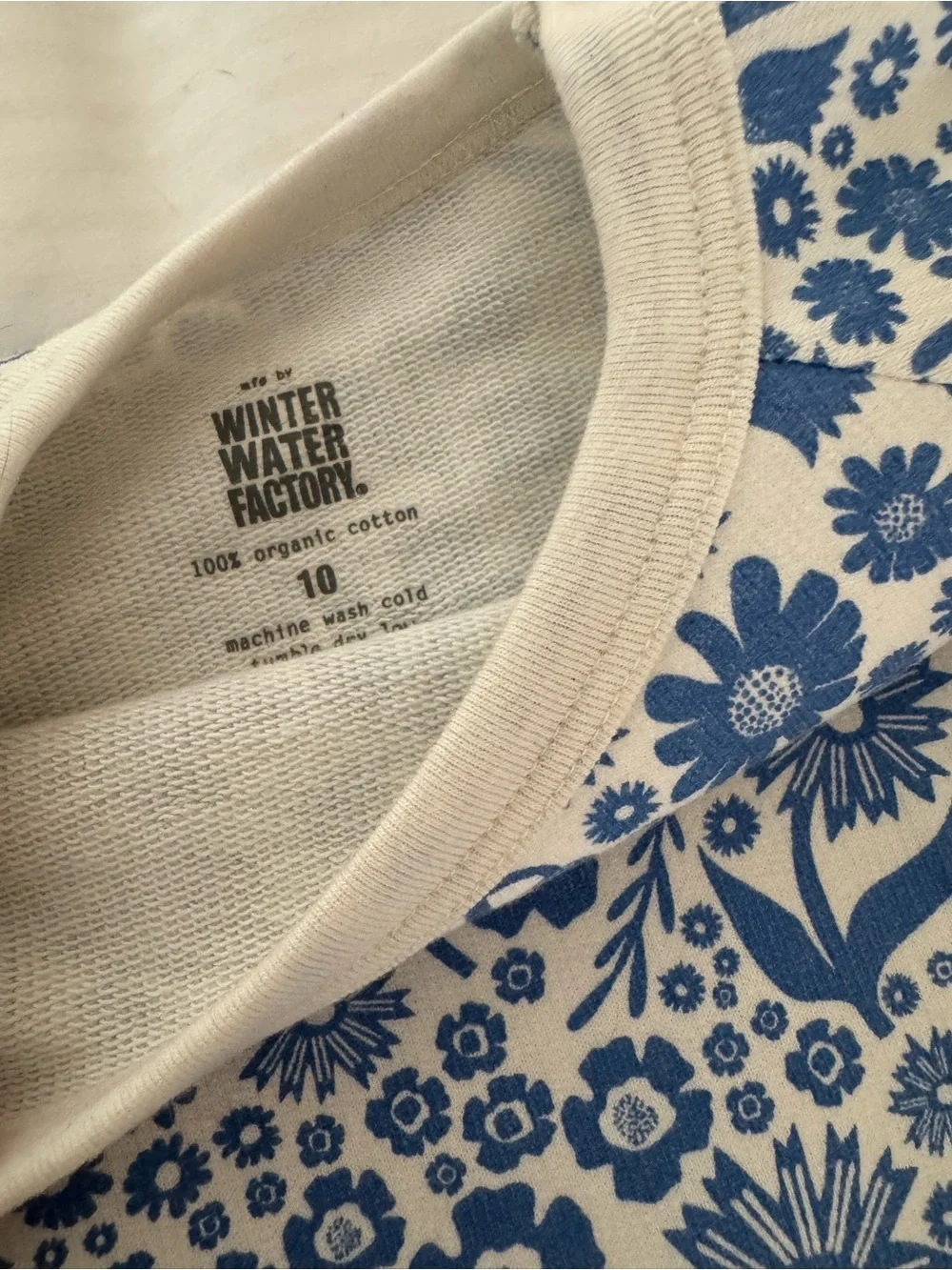 WINTER WATER FACTORY sz 10 organic cotton sweatshirt blue floral